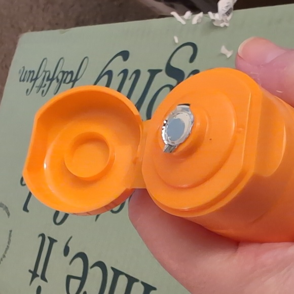 Carpe 2 FL oz, Breast Lotion (sweat absorbing) - Picture 3 of 3